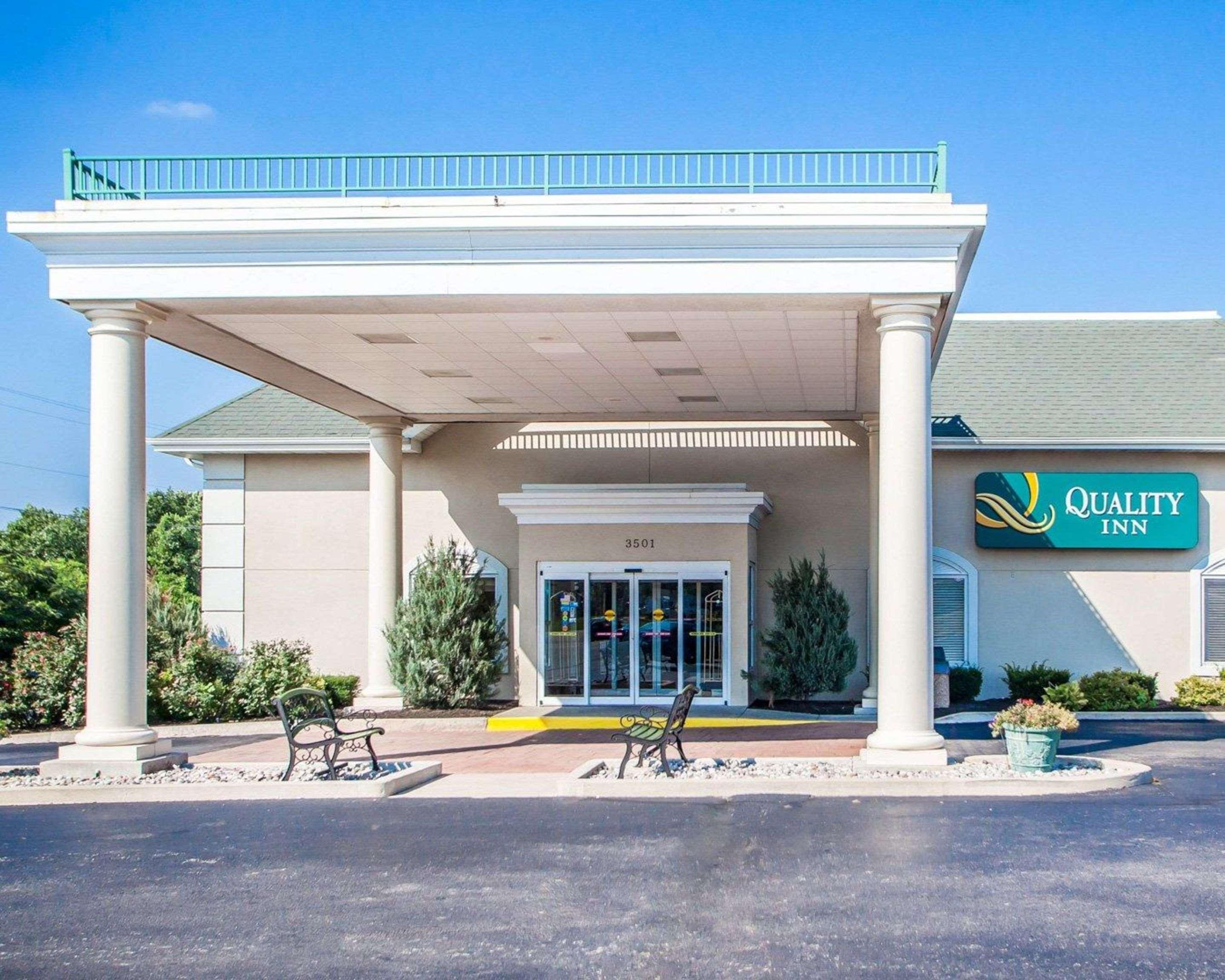 Quality Inn Lake Ozark Exterior photo