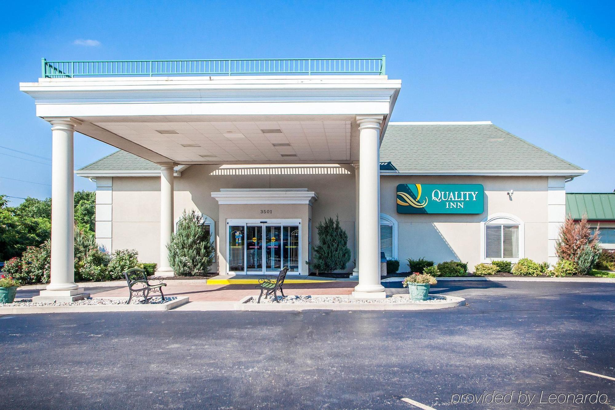 Quality Inn Lake Ozark Exterior photo